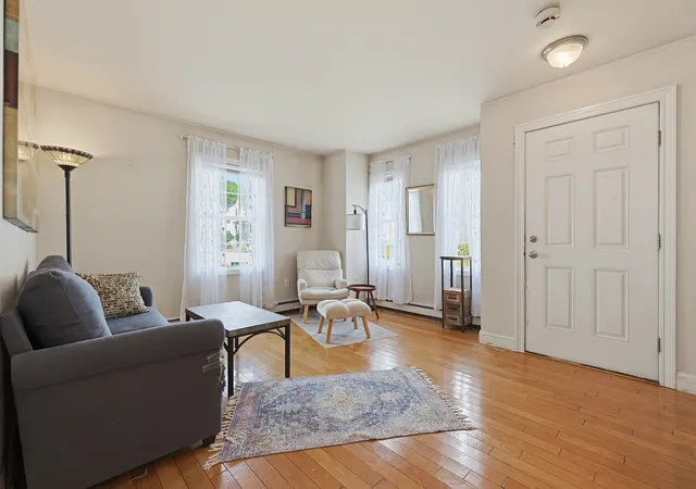 Photo 4 of Single family home for sale at 474 Plantation St, Worcester, MA 01605 | MLS# 73575492 | Listing updated on 2026-09-14