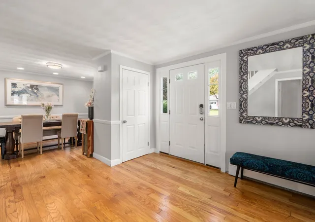 Photo 3 of Single family home for sale at 7 Lamphere Cir, Framingham, MA 01701 | MLS# 73575573 | Listing updated on 2026-09-14