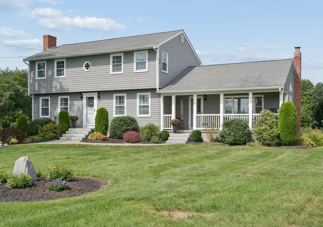 Photo 2 of Sale Pending at 196 Eight Lots Rd, Sutton, MA 01590 | MLS# 73577910 | Listing updated on 2026-10-07