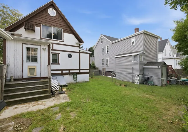 Photo 3 of Single family home for sale at 18 Melvin Ave, Lynn, MA 01902 | MLS# 73574072 | Listing updated on 2026-09-13