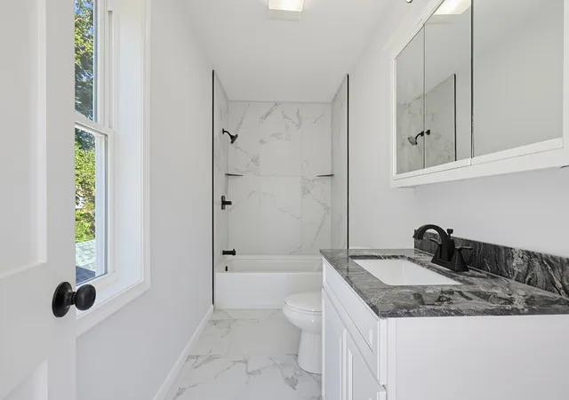Listing Photo 5 - Condo for sale in building located at 9 Chester St, Taunton, MA 01923