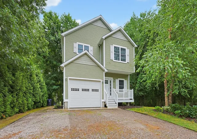 Photo 1 of Single family home for sale at 109 Bear Hl Rd, Cumberland, RI 02864 | MLS# 73584513 | Listing updated on 2026-10-04