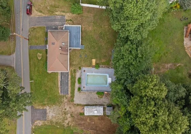 Photo 3 of Single family home for sale at 320 Mason Rd Ext, Dudley, MA 01571 | MLS# 73575645 | Listing updated on 2026-09-14