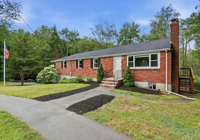 Photo 2 of Single family home for sale at 38 Peter Rd, North Reading, MA 01864 | MLS# 73574432 | Listing updated on 2026-09-13