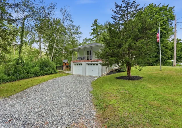 Photo 4 of Single family home for sale at 38 Peter Rd, North Reading, MA 01864 | MLS# 73574432 | Listing updated on 2026-09-13