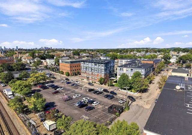Photo 2 of Sale Pending at 120 Holmes St #318, Quincy, MA 02171 | MLS# 73579324 | Listing updated on 2026-10-14