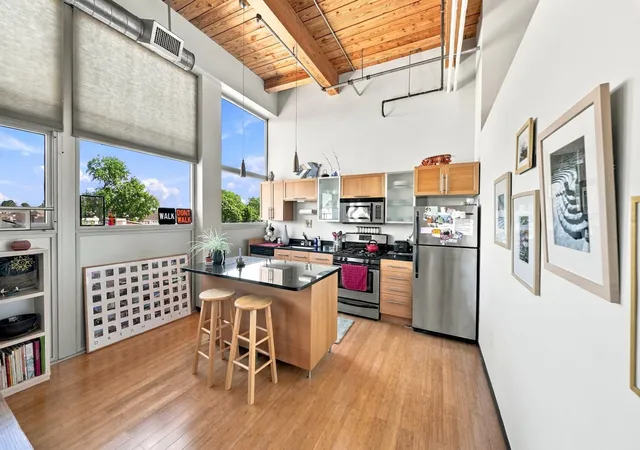 Photo 3 of Sale Pending at 120 Holmes St #318, Quincy, MA 02171 | MLS# 73579324 | Listing updated on 2026-10-14