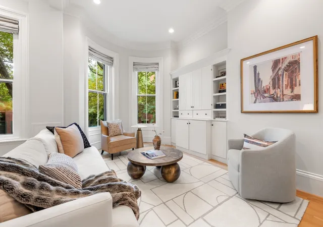 Listing Photo 1 - Condo for sale in building located at 43 Warren Ave, Boston, MA 02116 - Unit #2