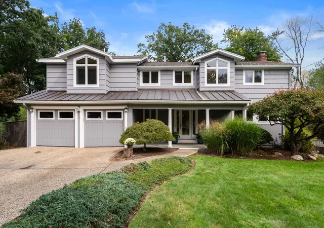 Photo 1 of Sale Pending at 52 Damon Rd, Needham Heights, MA 02494 | MLS# 73584803 | Listing updated on 2026-10-26