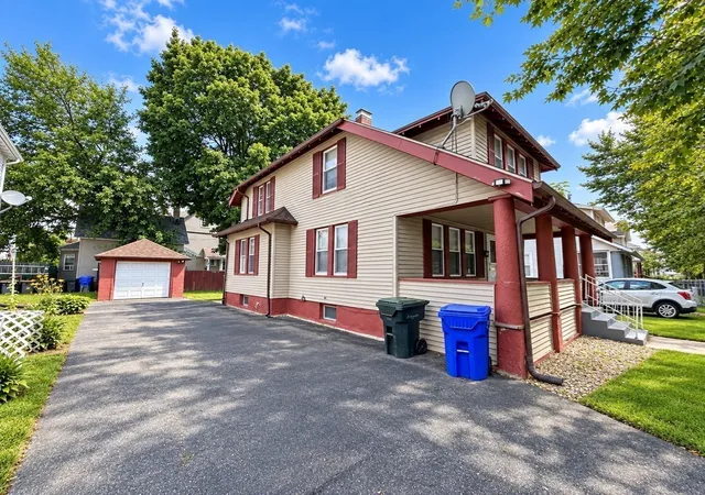 Photo 3 of Single family home for sale at 65 Rochelle St, Springfield, MA 01109 | MLS# 73572996 | Listing updated on 2026-10-05