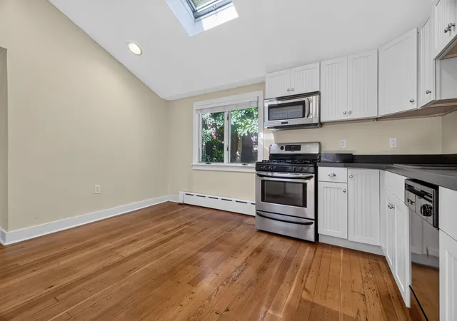Photo 2 of Single family home for sale at 10 Hayward St, Randolph, MA 02368 | MLS# 73575940 | Listing updated on 2026-09-18