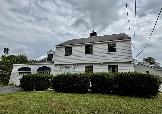 Photo 1 of Sale Pending at 11 Benz St, Springfield, MA 01118 | MLS# 73582302 | Listing updated on 2026-10-22