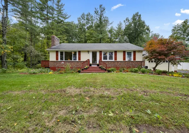 Photo 1 of Single family home for sale at 30 W Sutton Rd, Sutton, MA 01590 | MLS# 73587295 | Listing updated on 2026-10-10