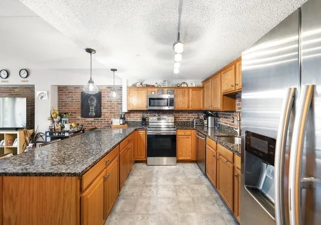 Listing Photo 4 - Condo for sale in building located at 79 Waite St Ext, Malden, MA 02148 - Unit #41