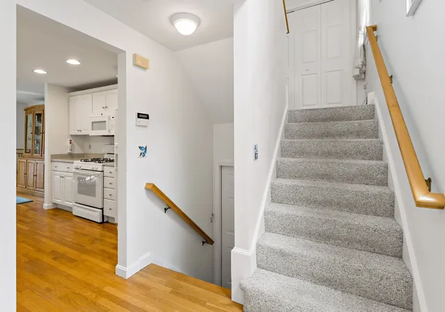 Photo 3 of Single family home for sale at 82 Falling Leaf Ln, Osterville, MA 02655 | MLS# 73572743 | Listing updated on 2026-09-12