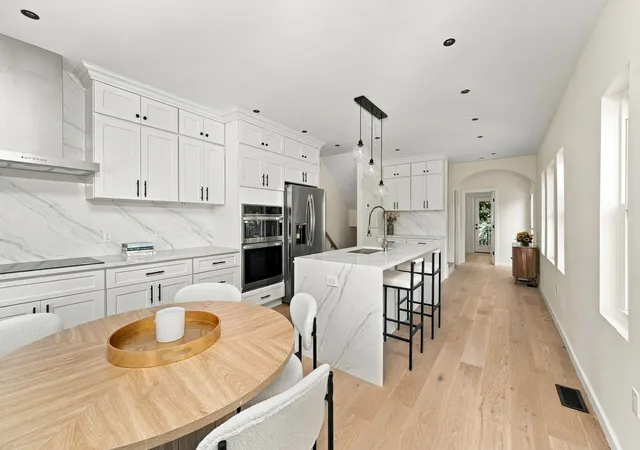 Listing Photo 2 - Condo for sale in building located at 455-457 Summer St, Arlington, MA 02474 - Unit #2