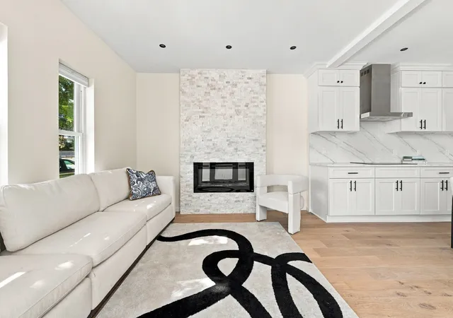 Listing Photo 4 - Condo for sale in building located at 455-457 Summer St, Arlington, MA 02474 - Unit #2