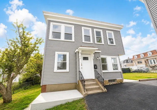 Listing Photo 5 - Condo for sale in building located at 17-19 Acorn St, Lynn, MA 01902