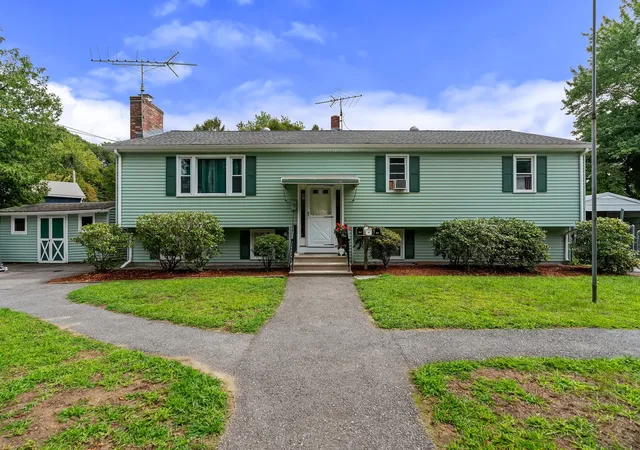 Multi family home for sale at 4 - 6 Willis St, Framingham, MA 01702 | MLS# 73574278