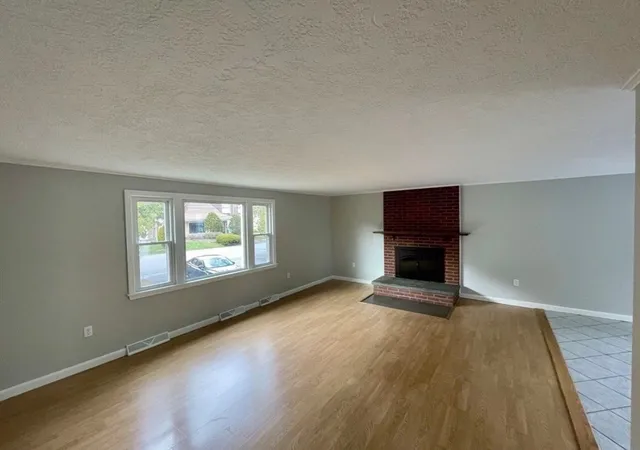 Photo 2 of House for sale at 4 - 6 Willis St, Framingham, MA 01702 | MLS# 73574278 | Listing updated on 2026-09-23