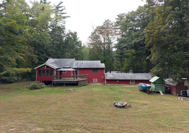 Photo 3 of Single family home for sale at 14 Old Village Rd, Sturbridge, MA 01566 | MLS# 73583570 | Listing updated on 2026-10-05