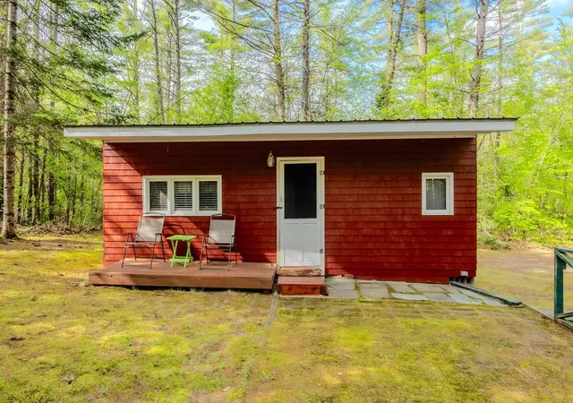 Photo 1 of Single family home for sale at 9 Roberts Ln, Porter, ME 04068 | MLS# 73586157 | Listing updated on 2026-10-06