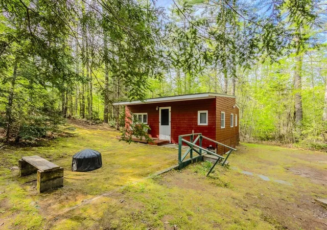 Photo 2 of Single family home for sale at 9 Roberts Ln, Porter, ME 04068 | MLS# 73586157 | Listing updated on 2026-10-06