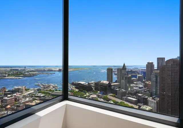 Photo 3 of Condo for sale at 110 Sudbury St #4504, Boston, MA 02114 | MLS# 73587389 | Listing updated on 2026-10-10