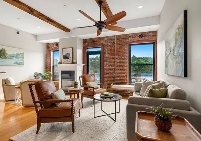 Listing Photo 5 - Condo for sale in building located at 60 Merrimac St, Amesbury, MA 01913 - Unit #615