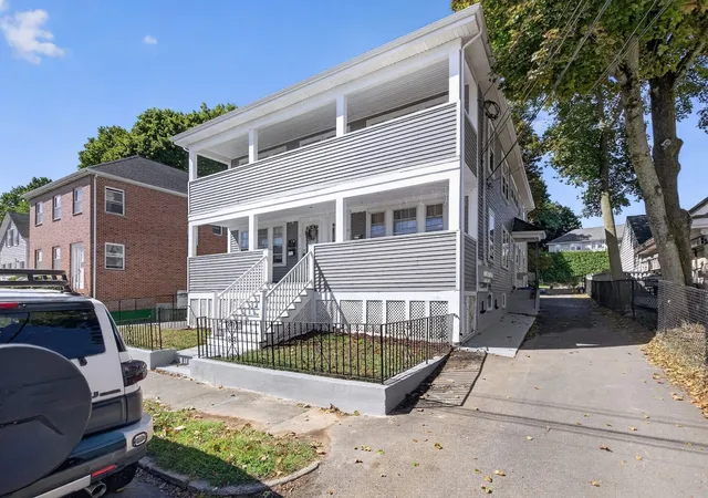 Listing Photo 2 - Condo for sale in building located at 9-13 Nathan Rd, Waltham, MA 02453