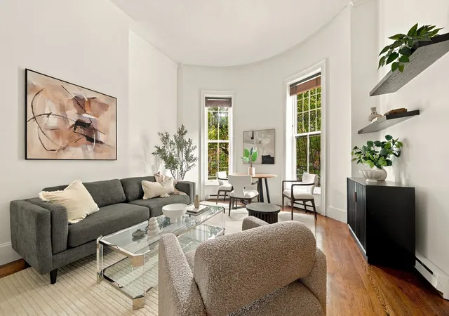 Photo 2 of Condo for sale at 26 Worcester Sq #2, Boston, MA 02118 | MLS# 73581040 | Listing updated on 2026-10-18