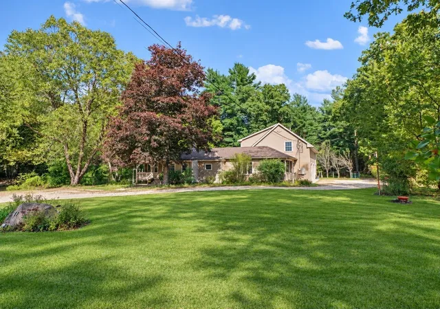 Photo 1 of Single family home for sale at 17 N Washington St, Norton, MA 02766 | MLS# 73587534 | Listing updated on 2026-10-26