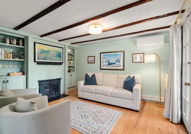 Photo 2 of Single family home for sale at 281 1/2 Main St, Charlestown, MA 02129 | MLS# 73584384 | Listing updated on 2026-10-23