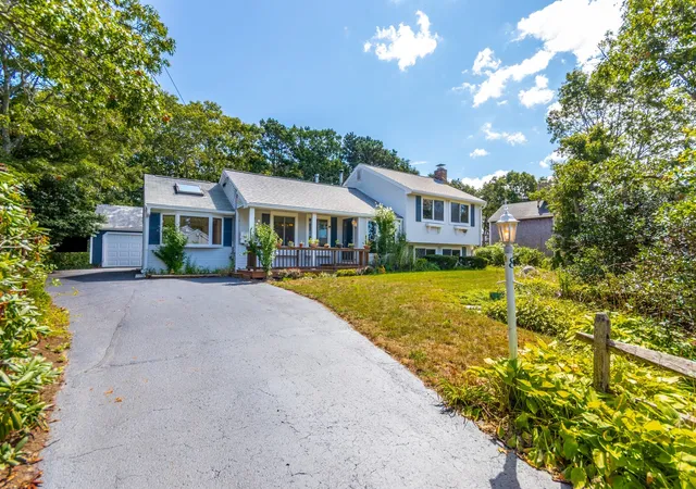 Photo 2 of Single family home for sale at 8 Laura Ln, Buzzards Bay, MA 02532 | MLS# 73570720 | Listing updated on 2026-09-22