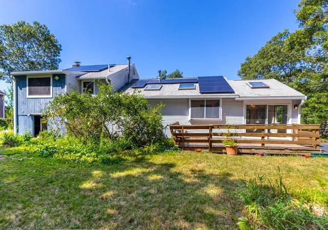 Photo 3 of Single family home for sale at 8 Laura Ln, Buzzards Bay, MA 02532 | MLS# 73570720 | Listing updated on 2026-09-22