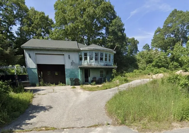 Photo 1 of Single family home for sale at 3 Clearwater Dr, Plymouth, MA 02360 | MLS# 73576230 | Listing updated on 2026-09-12