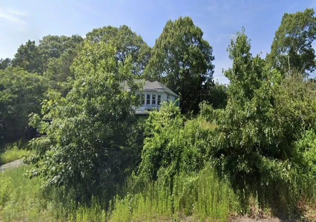 Photo 2 of Single family home for sale at 3 Clearwater Dr, Plymouth, MA 02360 | MLS# 73576230 | Listing updated on 2026-09-12