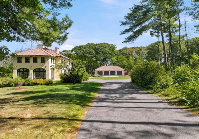 Photo 2 of Mansion for sale at 300 High St, Winchendon, MA 01475 | MLS# 73576380 | Listing updated on 2026-09-26