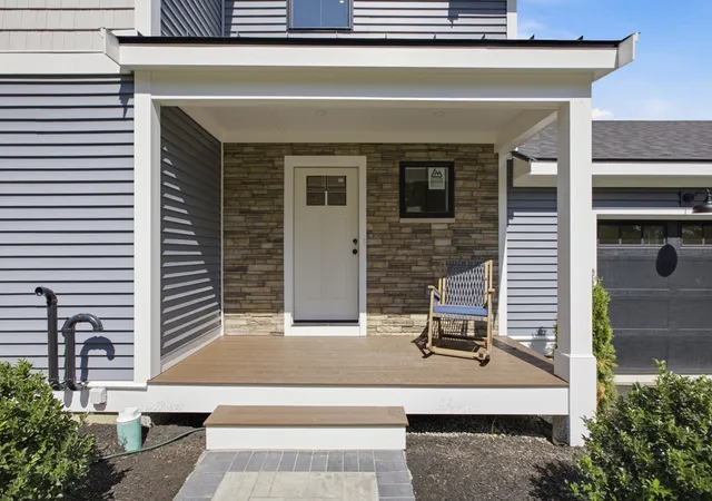 Photo 2 of Single family home for sale at 133 Essex St #133, Middleton, MA 01949 | MLS# 73575674 | Listing updated on 2026-09-16