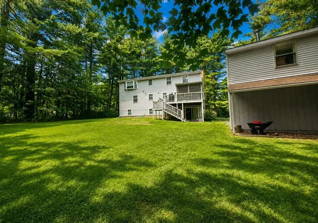 Photo 4 of Single family home for sale at 31 Pikes Hl Rd, Sterling, MA 01564 | MLS# 73565408 | Listing updated on 2026-09-21