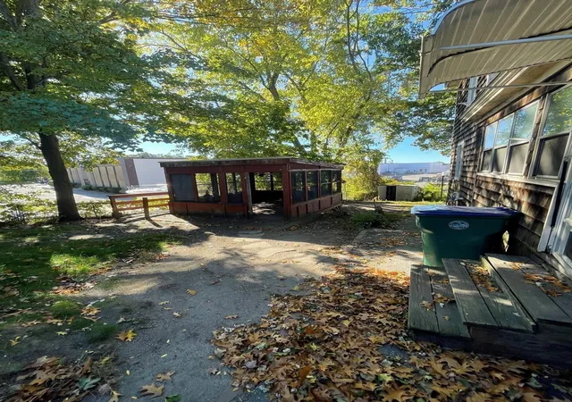 Photo 3 of Single family home for sale at 255 Plain St, Lowell, MA 01852 | MLS# 73587101 | Listing updated on 2026-10-10