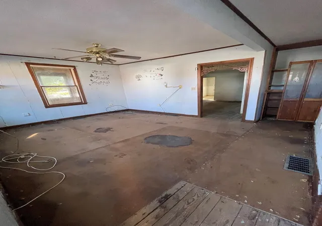 Photo 4 of Single family home for sale at 255 Plain St, Lowell, MA 01852 | MLS# 73587101 | Listing updated on 2026-10-10
