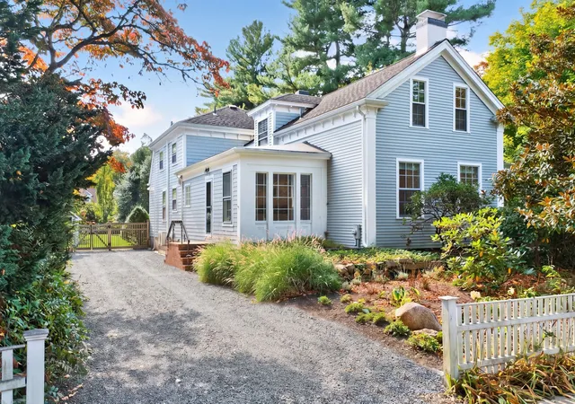 Single family home for sale at 20 South St, Marion, MA 02738 | MLS# 73589499