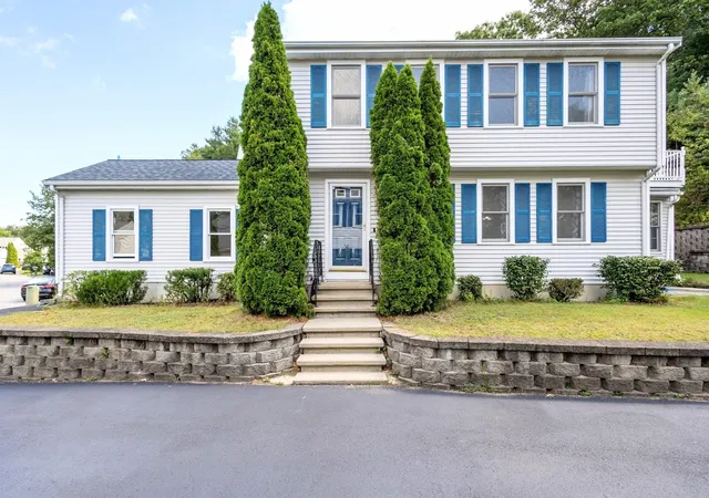 Photo 2 of Single family home for sale at 20 Hatikva Way, North Chelmsford, MA 01863 | MLS# 73573815 | Listing updated on 2026-09-14