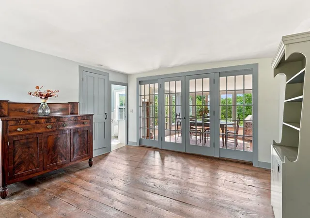 Photo 3 of Single family home for sale at 180 Glendale Rd, Hampden, MA 01036 | MLS# 73572205 | Listing updated on 2026-09-15