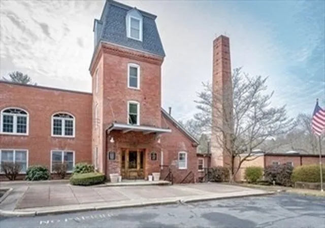 Photo 2 of Condo for sale at 362 Granville Rd #217, Westfield, MA 01085 | MLS# 73575872 | Listing updated on 2026-09-15