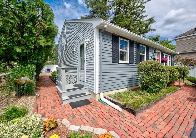 Photo 2 of Single family home for sale at 58 Earley St, Brockton, MA 02302 | MLS# 73574797 | Listing updated on 2026-10-02
