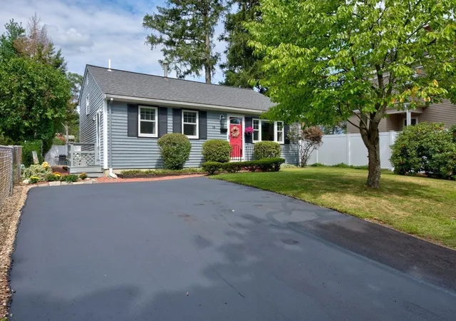 Photo 3 of Single family home for sale at 58 Earley St, Brockton, MA 02302 | MLS# 73574797 | Listing updated on 2026-10-02
