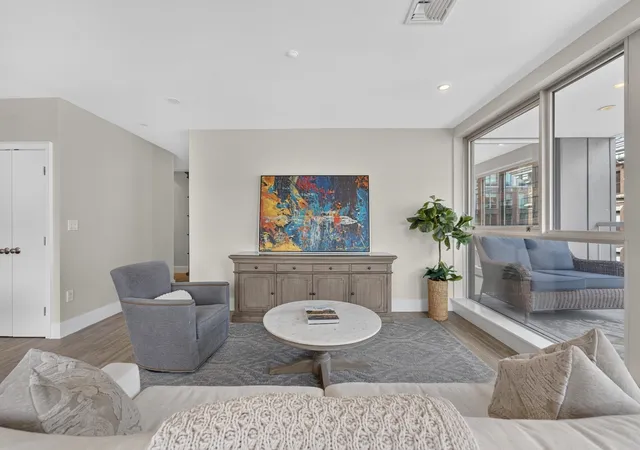 Photo 4 of Sale Pending at 99-105 Broad St #8-C, Boston, MA 02110 | MLS# 73572970 | Listing updated on 2026-09-23
