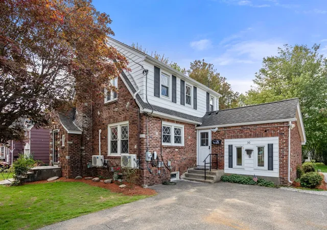 Photo 2 of Single family home for sale at 30 St James Rd, Shrewsbury, MA 01545 | MLS# 73583647 | Listing updated on 2026-10-13